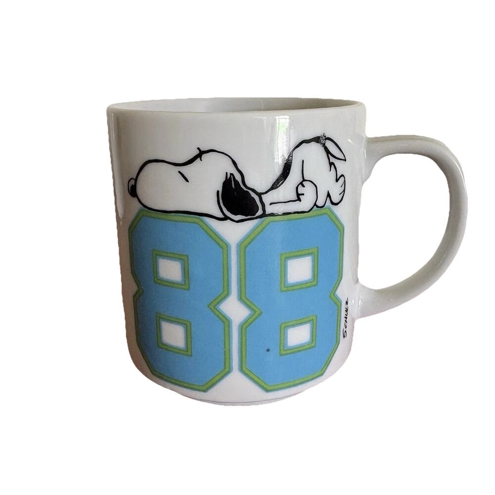 Snoopy Peanuts 1988 Year 88 Coffee Ceramic Mug